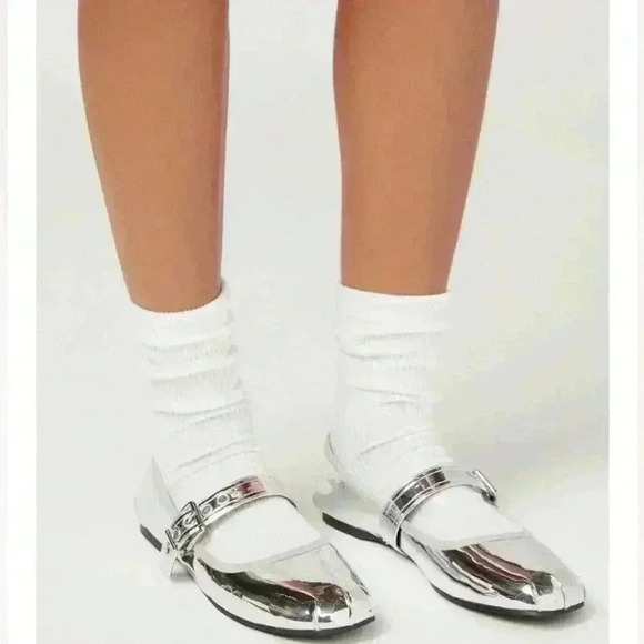 UO Sammy Grommet Strap Ballet Flat metallic silver size 6.  never been worn. - Picture 1 of 6